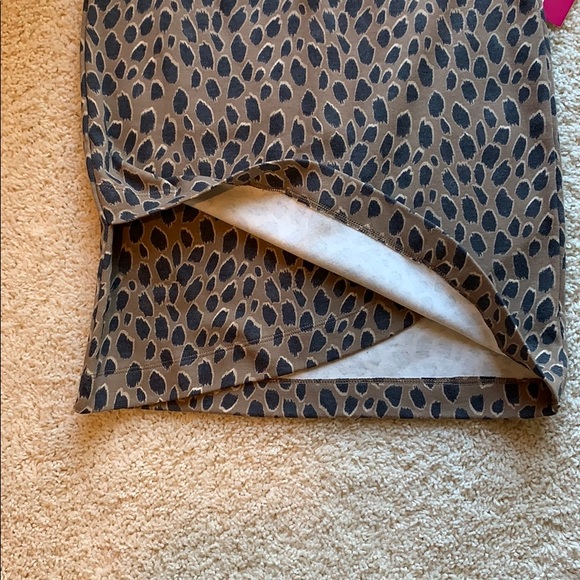 5/$25❗️Tulip hem skirt - Picture 2 of 8